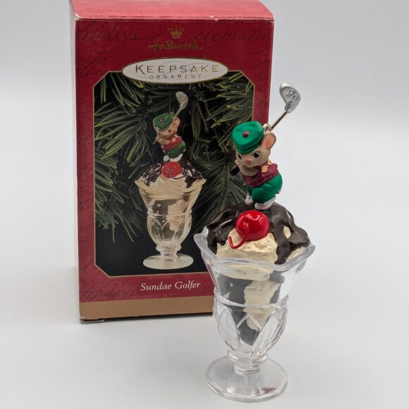 Hallmark Keepsake Sundae Golfer 1999, Mouse on Ice Cream Vintage Ornament - Picture 2 of 10
